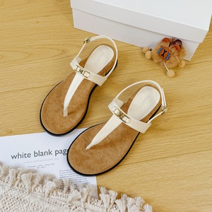 Sandales à lanières en T style vintage pour femmes, en peau de mouton, pour les vacances d'été, avec boucle métallique - Product Image 3