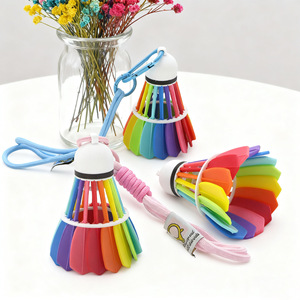 Vashine – Breloques de sac de badminton colorées imprimées en 3D en PLA, jouets légers pour enfants, porte-clés de badminton imprimés en 3D - Product Image 1