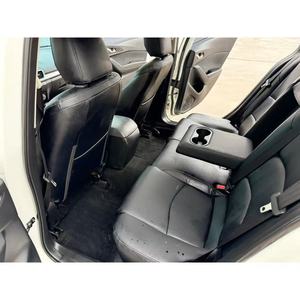 Oferta Especial: Auto Usado <span class=keywords><strong>Mazda</strong></span> <span class=keywords><strong>3</strong></span> Axela <span class=keywords><strong>2015</strong></span>, 1.5L Gasolina, 5 Puertas, R16, Sedán con Tapicería de Tela, Volante a la Izquierda, Techo Corredizo, Interior Oscuro, Automático - Product Image 6