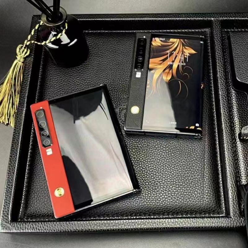 dual screen folding mobile phone