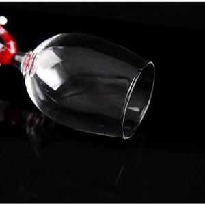 Coupe <span class=keywords><strong>de</strong></span> Noël en verre à haute teneur en borosilicate <span class=keywords><strong>de</strong></span> style américain avec design du <span class=keywords><strong>père</strong></span> Noël Gobelet à vin rouge élégant pour les fêtes - Product Image 5