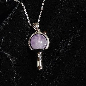 Collier pendentif inspiré du K-Pop, style Lightstick ARMY Bomb, chaîne de clavicule pour femmes et adolescentes - Product Image 1