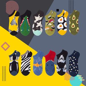 Vente en gros de <span class=keywords><strong>chaussettes</strong></span> courtes pour hommes et femmes pour bateau coupe basse nourriture fruits poisson zèbre coton chien dessin animé animal chaussette d'été - Product Image 2
