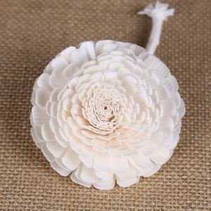 Diffuseur d'huiles essentielles d'aromathérapie en forme <span class=keywords><strong>de</strong></span> chrysanthème blanc, pour aromathérapie, original, vente en gros, en bois, fleur - Product Image 4