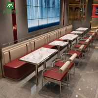 Ensemble de mobilier de restaurant rapide en acier inoxydable industriel personnalisé, avec table et chaises en pierre frittée carrée et revêtement en cuir