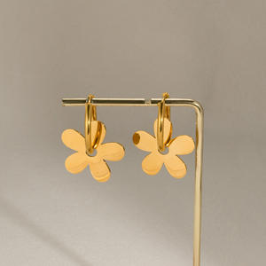 Pendientes Colgantes Casuales Minimalistas con Diseño de Girasol de <span class=keywords><strong>Barcelona</strong></span>, NUEVOS, Chapados en Oro de 18k, Hipoalergénicos, de Acero Inoxidable, Joyería para Mujer, Dazan - Product Image 5