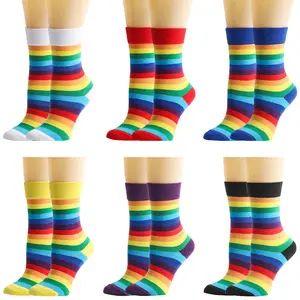 Popular creativa unisex de algodón a rayas Calcetines de las mujeres de los hombres de Color brillante 7 de Navidad de rayas Arco Iris Orgullo Gay Calcetines