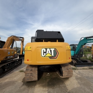 Excavatrice sur chenilles d'occasion de haute qualité, de taille moyenne, de marque japonaise Carter 315D2GC, 15 tonnes. - Product Image 5