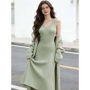 Completo in <span class=keywords><strong>maglia</strong></span> da donna 2 pezzi Primavera 2026, Abito midi senza maniche a costine con scollo a V + Cardigan lungo aperto, Elegante <span class=keywords><strong>outfit</strong></span> casual in <span class=keywords><strong>maglia</strong></span> - Product Image 3