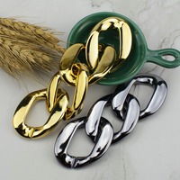 Mode hip hop européen et américain exagéré coloré en plastique acrylique cubain lien chaîne clavicule collier déclaration bijoux