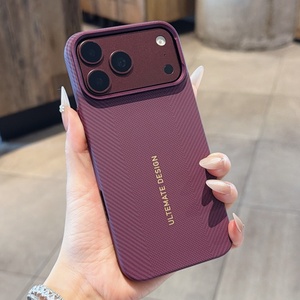 เคสโทรศัพท์แบบแม่เหล็กเนื้อคาร์บอนไฟเบอร์บางเฉียบรุ่นใหม่สำหรับ iPhone 18 17 Pro Max รองรับการชาร์จไร้สาย  วัสดุ PC แข็ง ป้องกันแรงกระแทก - Product Image 1