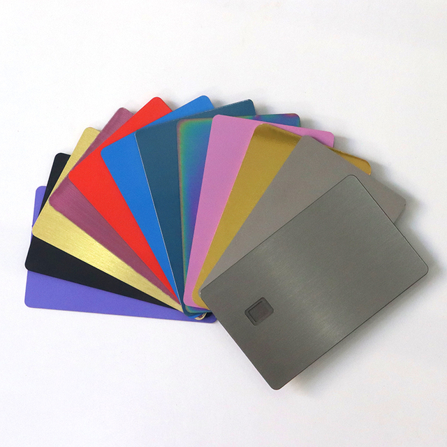 Customizable 24 K Mirror Gold Blank Metal Credit Card Etched Visa Debit Card Blank Chip Slot and Magnetic Stripe Gold Card
