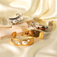 Bracelet ouvert large H&C classique en acier inoxydable incrusté de trois pierres, plaqué or 18 carats, avec œil de tigre ou perle, vente en gros de bijoux