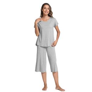 Conjunto de Pijama Personalizado para Mujer, Top de Manga Corta y Pantalón Capri, Ropa de Dormir de Color Sólido, Fabricante de Ropa de Descanso OEM - Product Image 1