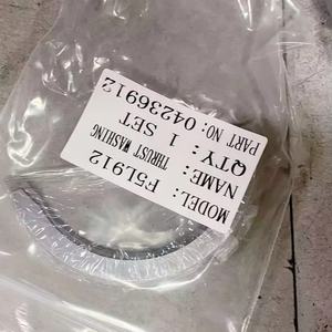 F5L912 SEMI ANEL DE ENCOSTO STD Pieza de Repuesto para Motor de Excavadora 04236913 Belparts - Product Image 1