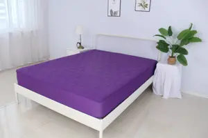 Housse de matelas imperméable et douce de couleur violette pour votre lit de maison avec toutes les couleurs