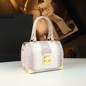 Crocodile Pattern Clip Doctor's Bag 2025 Nouveau sac à bandoulière portable Sac pour femme en <span class=keywords><strong>cuir</strong></span> véritable à la mode et exquis - Product Image 1