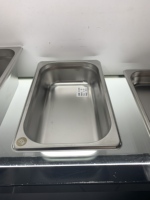 Couvercle perforé anti-blocage en acier inoxydable 1/4 65MM pour bac GN de style européen, idéal pour les buffets de restaurants et les contenants à crème glacée