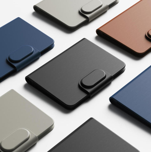 Nouveau Porte-Passeport Intelligent en Cuir Recyclé avec Double Suivi GPS Certifié MFi pour Google et Apple Find My, Anti-Perte - Product Image 1