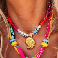 2025 chaud bohême bijoux écharpe collier coloré en acier inoxydable pendentif collier à la main coquille colliers