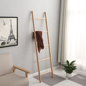 Échelle de couverture <span class=keywords><strong>en</strong></span> <span class=keywords><strong>bois</strong></span> personnalisée pour la décoration intérieure Échelles de couverture et supports Étagère d'échelle penchée pour le mur Porte-serviettes <span class=keywords><strong>en</strong></span> <span class=keywords><strong>bois</strong></span> - Product Image 2