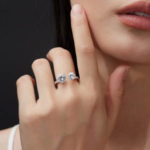 Anillo de Compromiso Romántico de Plata 925 con Moissanita, Corte Brillante Redondo, Engaste Pavé, Montura de Garras, Joyería para Mujer - Product Image 6