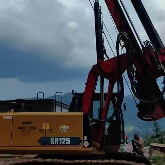 SANY SR125 Used Hydraulic Drilling Rig 130kNm High Torque 45m Drilling Depth  Professional Pile Foundation Equipment