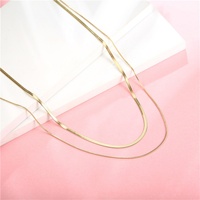 Collier ras du cou unisexe en acier inoxydable plaqué or 18 carats, motif chevrons classique, avec logo personnalisé, chaîne serpent, idéal pour mariage - Vente en gros