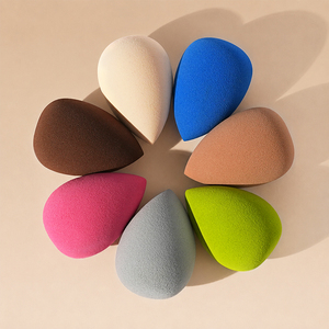 Éponge de maquillage en forme de goutte d'eau, non latex, lavable, double usage (sèche et humide), pour le fond de teint - Product Image 1
