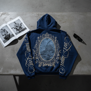 Felpa con Cappuccio Oversize Invernale Jakis Christ 'The Ninth Veil' con Stampa Scritta e Cerniera, Foderata, Stile Gotico Streetwear Blu Navy - Product Image 4