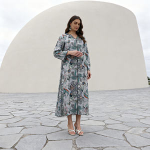 Abaya de Poliéster con Estampado de Lujo para Mujeres Musulmanas - Vestido Elegante Personalizado con Nuevo Diseño, Proveedor Mayorista de Moda - Product Image 2