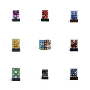 Fabricants d'étiquettes personnalisées OEM avec logo, 36 pièces, couleur translucide, 6 faces, jeu de dés à paillettes de 12 mm pour jeux de société - Product Image 2