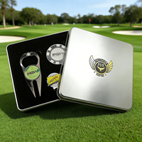 Vente en gros de Chine : Ensemble cadeau de golf avec marqueur de balle à logo personnalisé, outil de réparation de divots et jeton de golf moderne de nouveau type, directement de l'usine