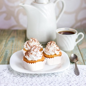 Mini moules à cupcakes carrés en papier blanc enduit, sans odeur, jetables, pour la pâtisserie, petits emballages pour gâteaux, pour <span class=keywords><strong>mariage</strong></span> et fête - Product Image 6
