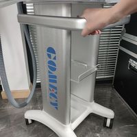 2024 GOMECY Support de machine de salon de beauté en acrylique transparent Chariot à roulettes SPA Trolley Holder Prix d'usine