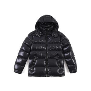 Chaqueta Estilo Canadiense Más Vendida de MON, Modelo MAYA, Apta para Hombres y Mujeres, Cortavientos con Cremallera, Estilo Outdoor, Talla 1:1, Alta Calidad - Product Image 5