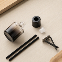 Nouveau style, haute qualité, flacons diffuseurs d'huiles essentielles pour voiture de 8 ml avec couvercle noir et clip, flacon diffuseur de parfum vide pour voiture
