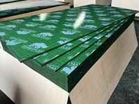 Contreplaqué en pin plaqué film PP vert écologique et réutilisable, facilement imperméable, de première qualité pour la construction et l'extérieur