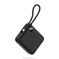 Banco de Energía Portátil de 10000mAh con Pantalla Digital, Carga Rápida de 22.5W, Cable Integrado, Ultra Compacto