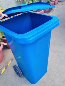 Anax all-Weather wheeled dustbin with Anti-Trap Interior, Reinforced Axle & Rubberized Wheels with different sizes and colors. - Product Image 6