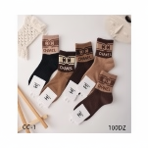 Cappotti di lusso a maniche medie da donna kaki - Product Image 1