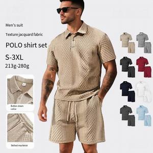 Ensemble 2 pièces pour homme avec logo personnalisé, chemise boutonnée en tricot gaufré et short - Product Image 1