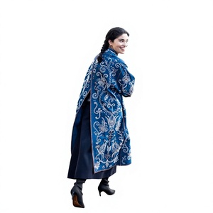 Chaqueta Larga Azul con Bordado Floral Suzani, Tejida y de Punto, Estilo Kimono Boho Abierto por Delante para Mujer, Prenda Exterior Étnica de Algodón - Product Image 3