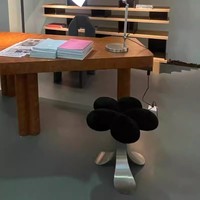 Tabouret de maquillage contemporain en acier inoxydable de qualité supérieure Chaise de coiffeuse simple pour chambres de luxe et villas de maître