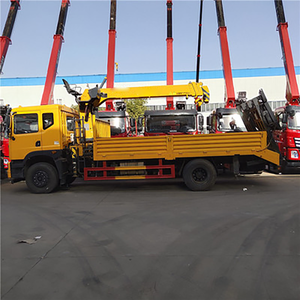 Grúa Telescópica Montada en Camión DONGFENG de 3-10 Toneladas, Grúa Móvil en Venta - Product Image 1
