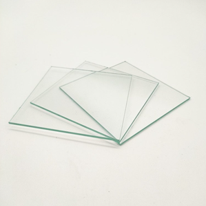 Pannello in Vetro Temperato Lucido Trasparente 8mm/10mm di Alta Qualità per Tavoli da Pranzo/Caffè, Bagno e Uso Esterno - Alta Resistenza - Product Image 1