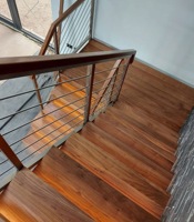 Escalier intérieur en métal au design moderne, garde-corps en métal et en verre, monoléger, forme droite, pour appartements, villas, taille personnalisée