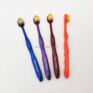 แปรงสีฟันสำหรับผู้ใหญ่หัวแปรงกว้างแบบสั้นพลาสติกแข็งปลายแหลมปลายแต่งเทปขนแปรงถ่านนุ่มสีตามสั่ง - Product Image 1