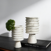 Vase en marbre Art déco de style avancé, ornement artisanal, décoration d'intérieur pour le salon, table basse