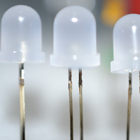 Ampoule LED colorée 8 mm F8 DIP Rouge/Blanc/Jaune/Bleu/Vert émeraude, puce SANAN, 3-3,4 V, dimmable, garantie 3 ans, CRI 80, 8 Lm/W